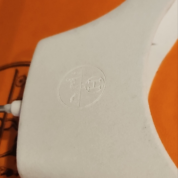 Hermes Huge Wardrobe bags, hangers, Bag ,Jacket ,Dress , Deceased body?? - Picture 4 of 4